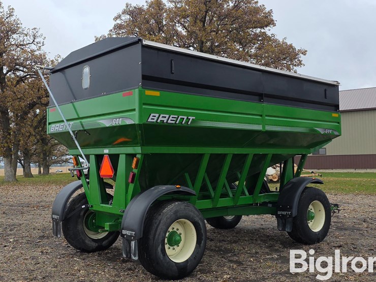 unverferth-brent-gt-644-gravity-wagon-image-5