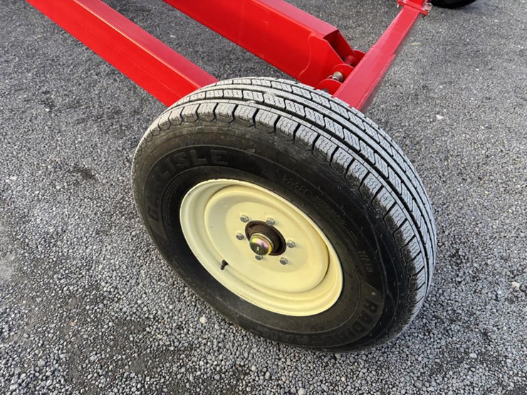 #10992-•-10x63-swing-away-auger-image-9