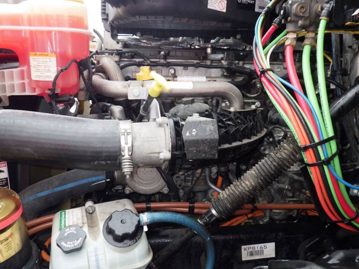 freightliner-cascadia-116-image-24