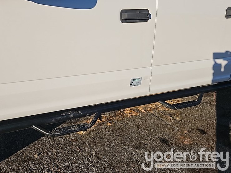 ford-f350-xl-image-14