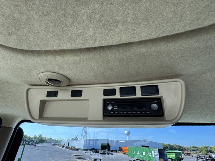 john-deere-r4038-image-79