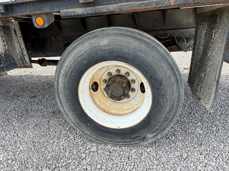 international-4700-image-9