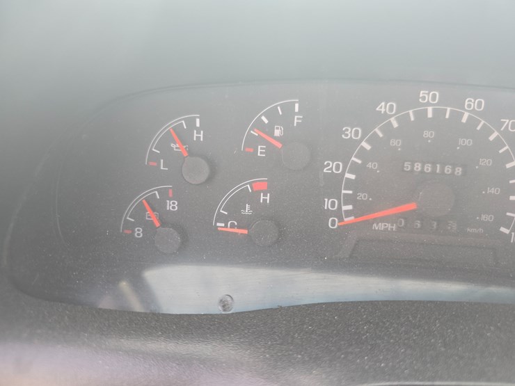 2004-ford-f650-image-74