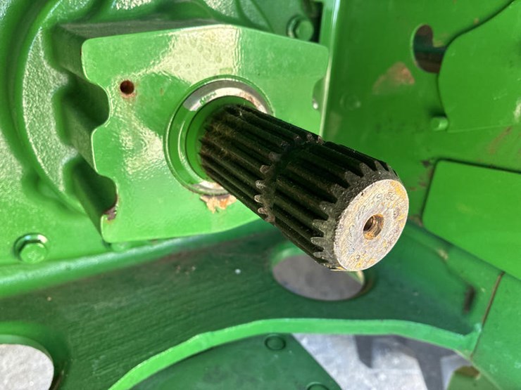 john-deere-8r-370-image-29
