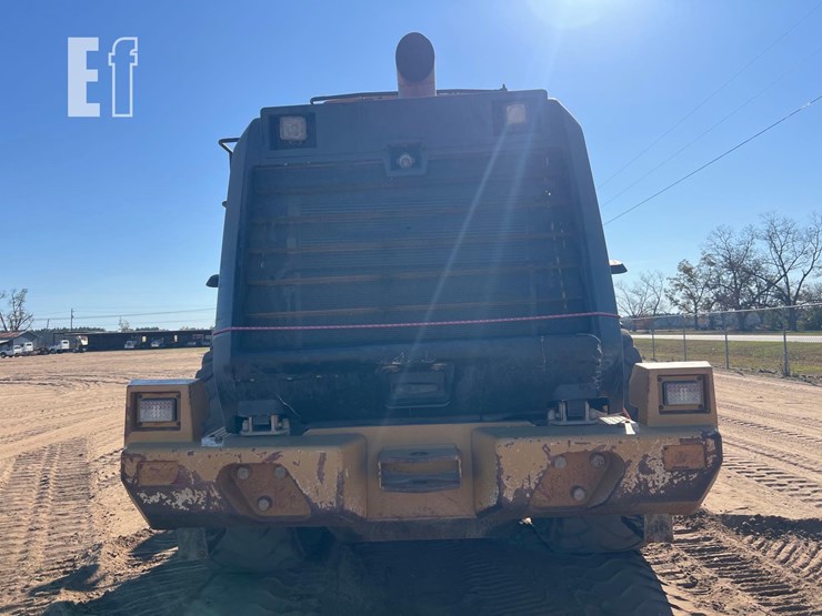 2014-caterpillar-966k-image-3