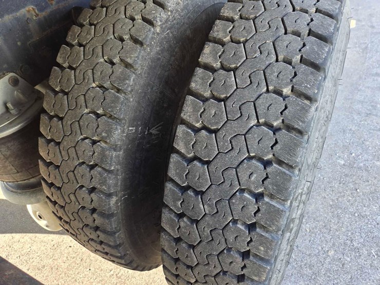 kenworth-t800-image-24