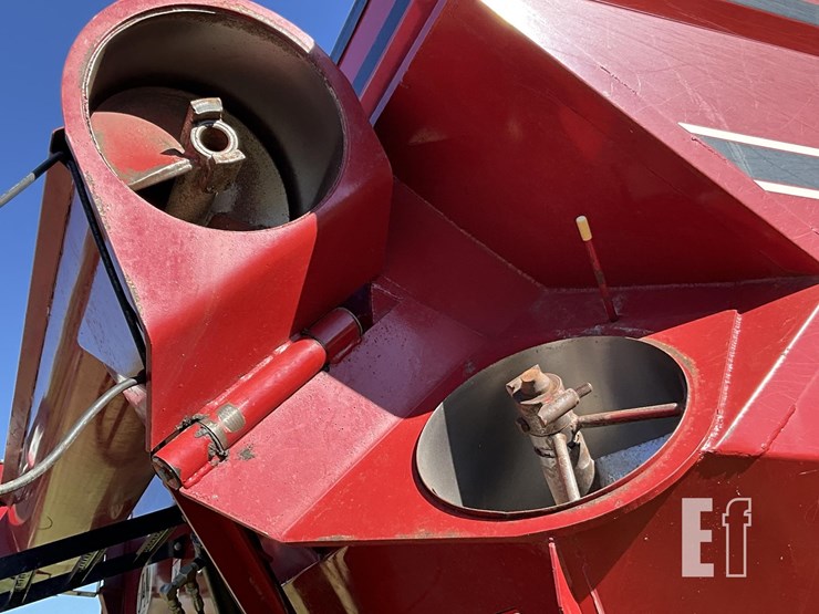 2004-j&m-750-16-image-11