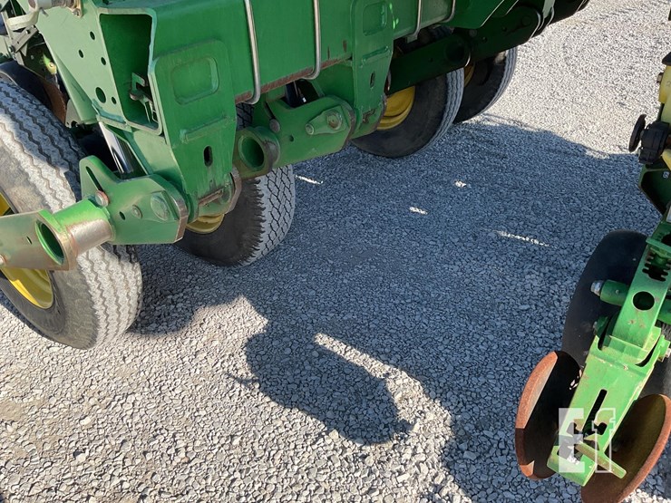 john-deere-1790-image-21