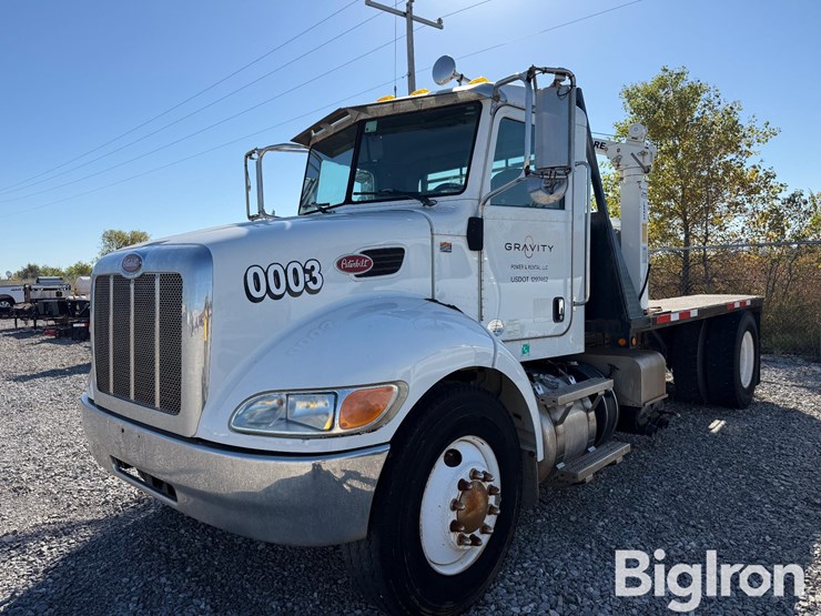 2014-peterbilt-337-image-1