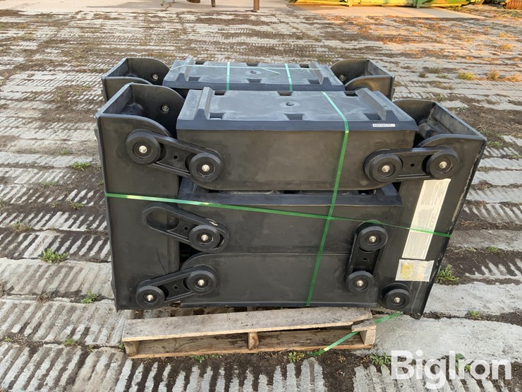 raaft-pivot-tire-tracks-image-2