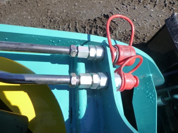 2024-mach-pro-mp-s300-skid-steer-track-loader-image-13