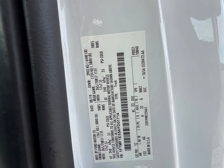 2019-ford-f150-xl-image-21