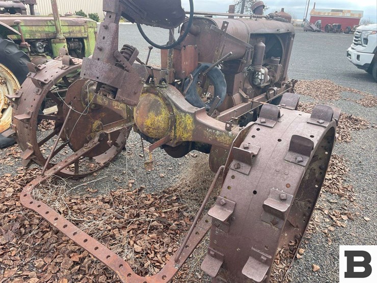 international-f20-image-8