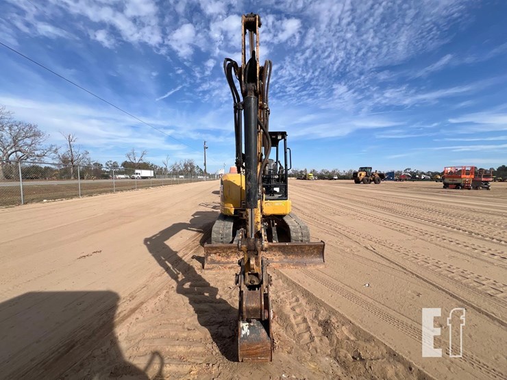 caterpillar-305e2-cr-image-7