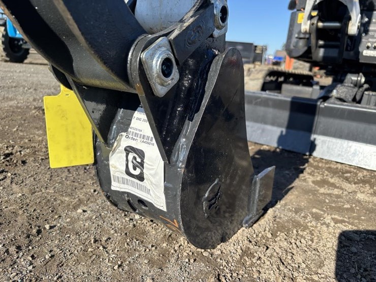 2022-bobcat-e10e-hydraulic-excavator-image-13