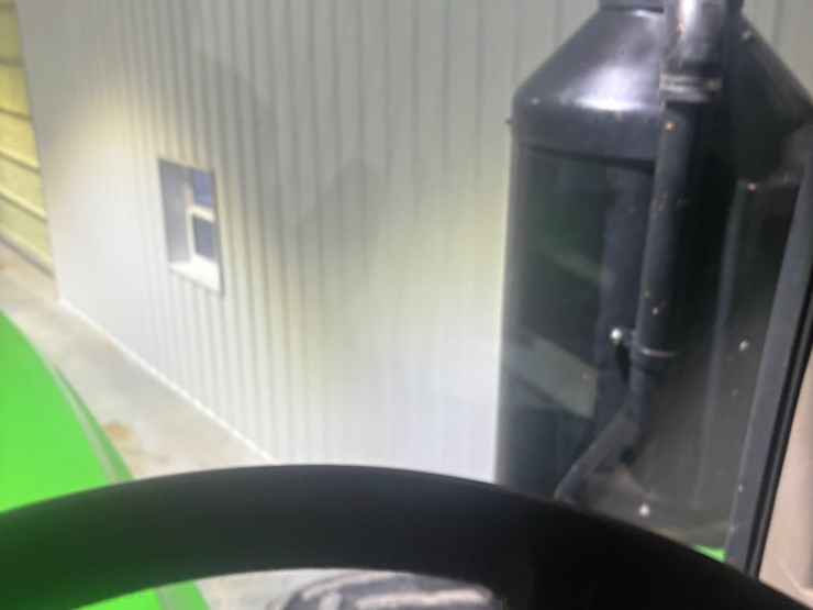 2016-john-deere-9470r-image-8