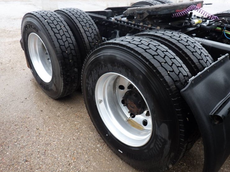 international-lt-image-4