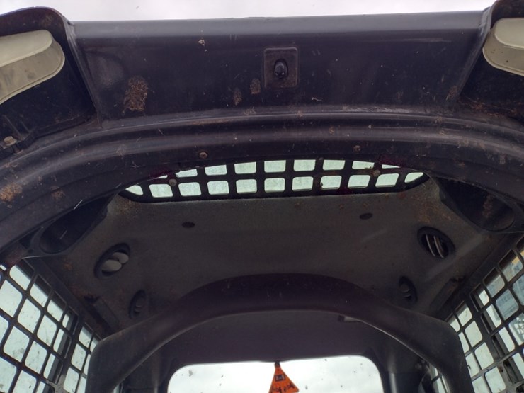 bobcat-s740-image-11