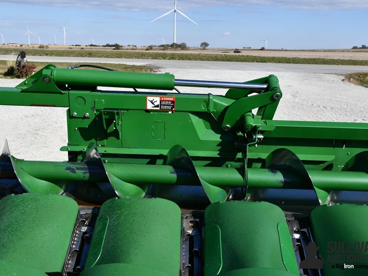 john-deere-c12f-image-14