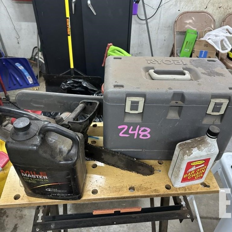 CHAINSAWS & SUPPLIES