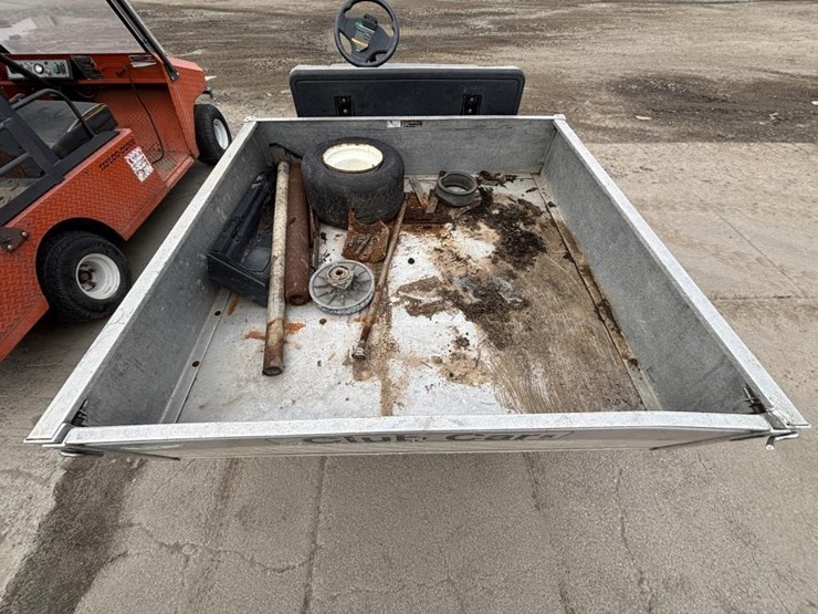 2012-club-car-turf-2-image-7