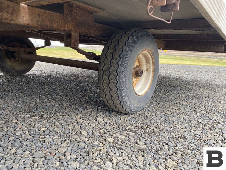 1995-trail-aire-utility-trailer-image-14