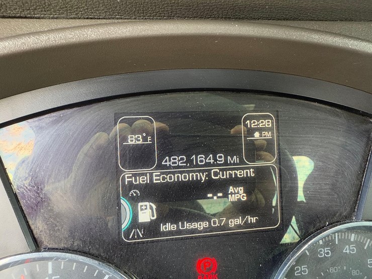 2016-kenworth-t880-image-33