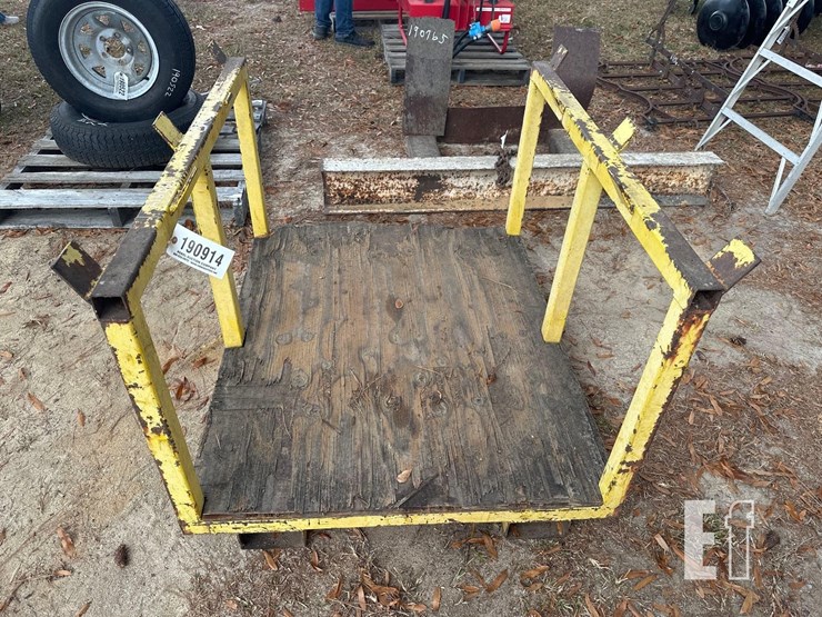 safety-box-for-forklift-image-1