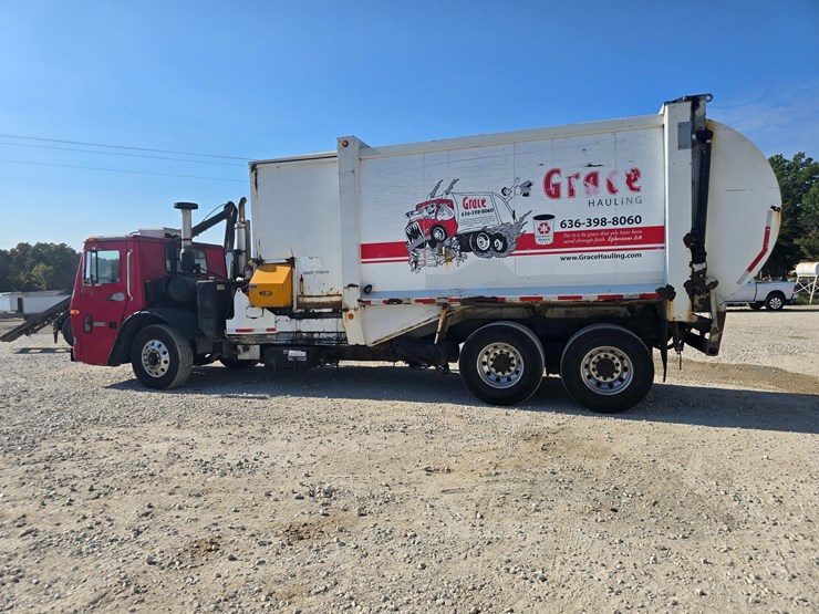 2007-mack-le613-image-12