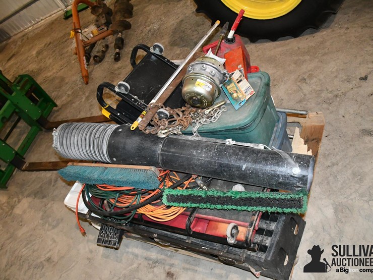 pallet-of-farm-support-image-18