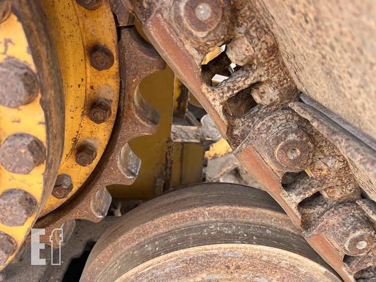 caterpillar-d6m-image-10