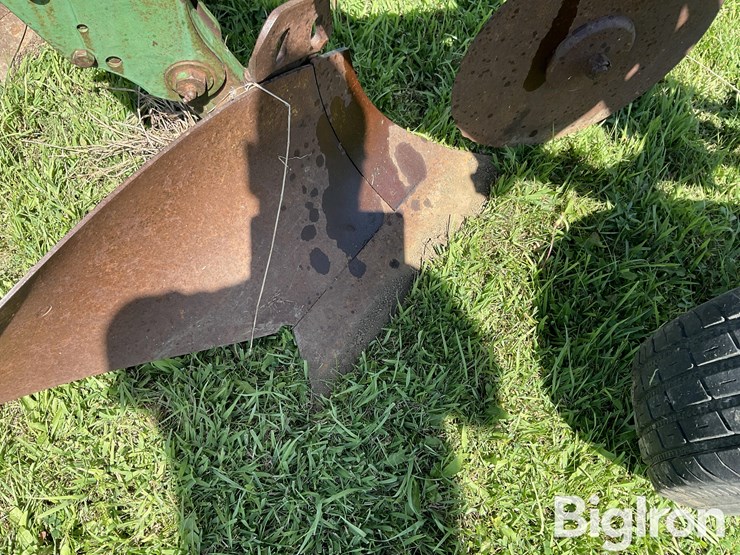 john-deere-7-image-13