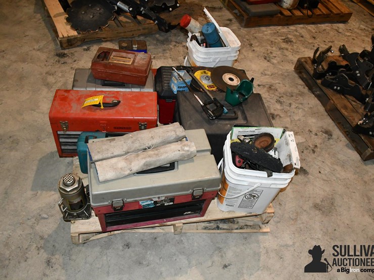 pallet-of-farm-support-image-8