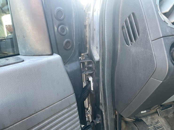 ford-f250-xlt-image-48