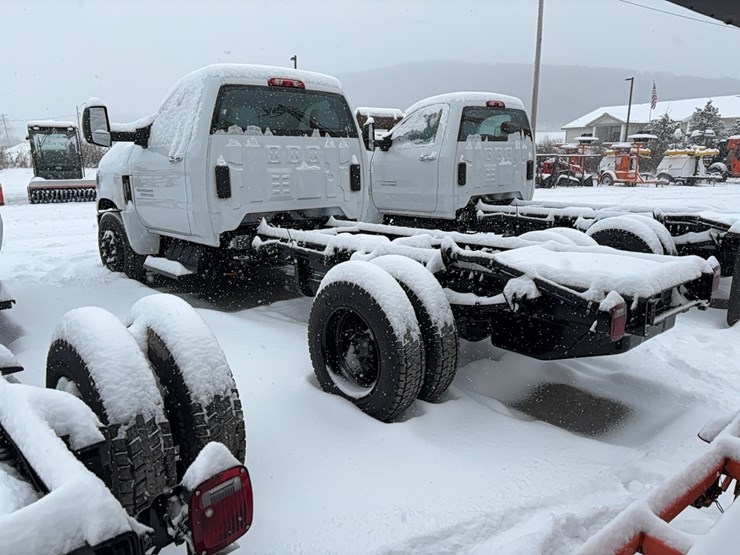 chevrolet-6500-image-7