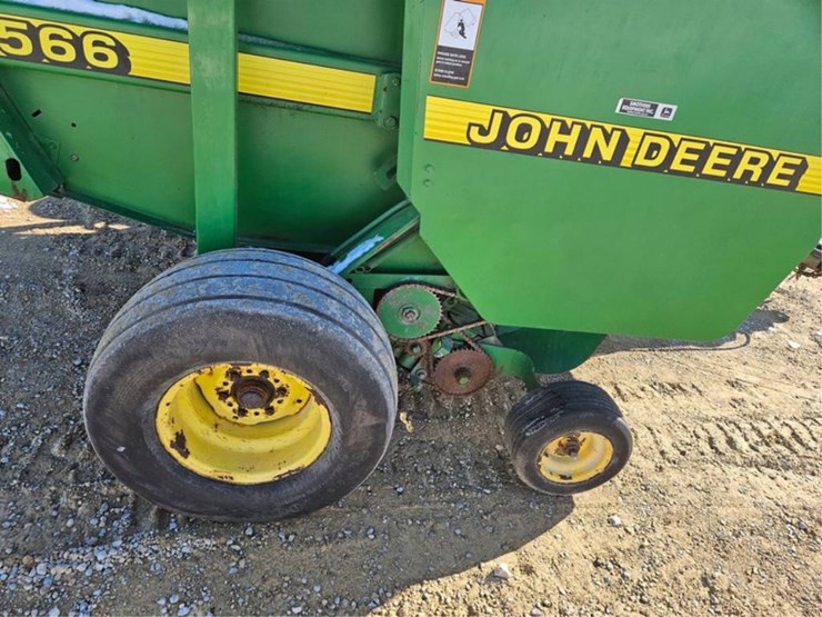 john-deere-566-image-24