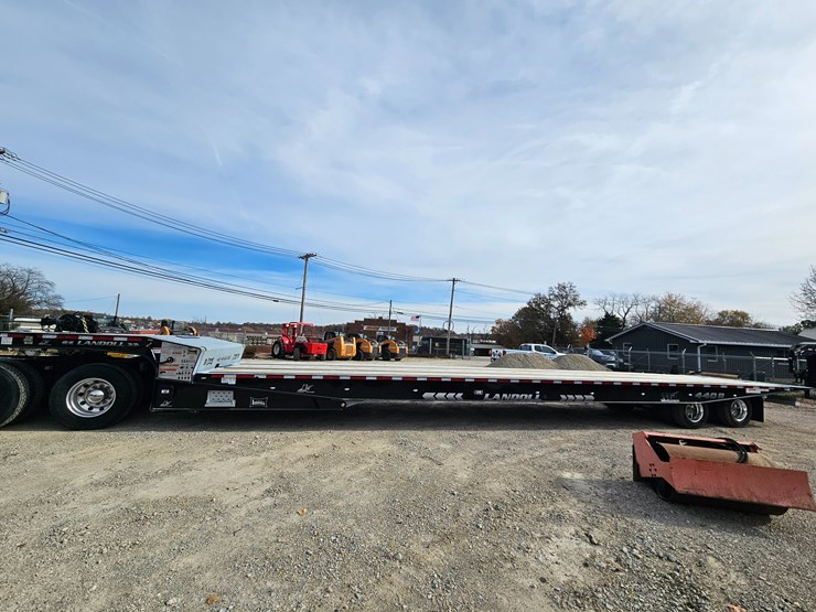 2025-landoll-440-image-5