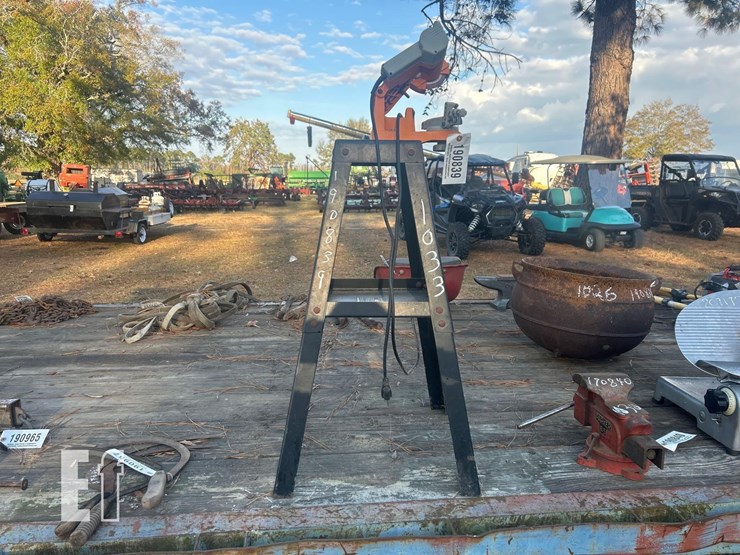 chainsaw-bench-grinder-image-1