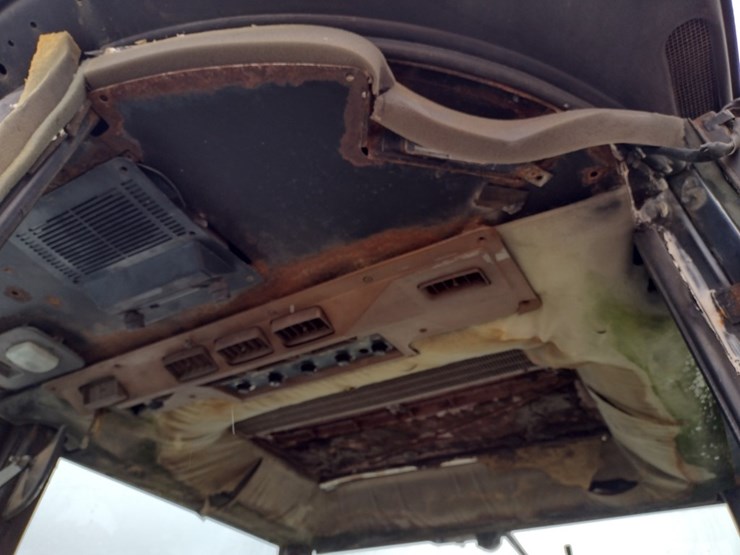 john-deere-2550-image-13