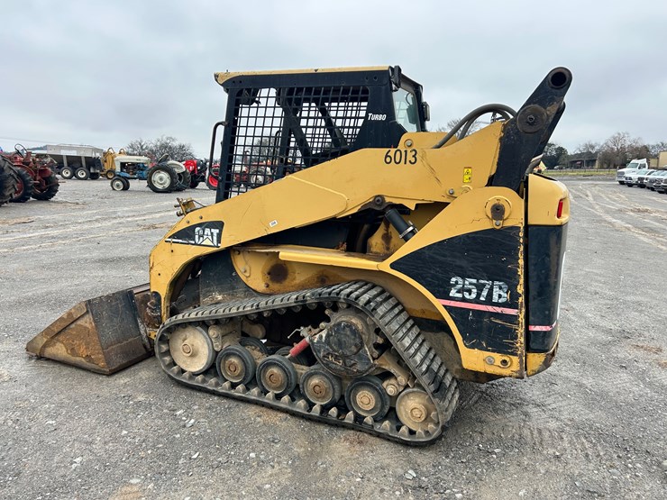 caterpillar-257b-image-3