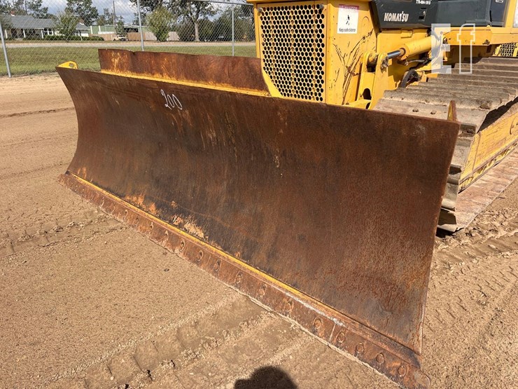 2005-komatsu-d39px-21-image-9