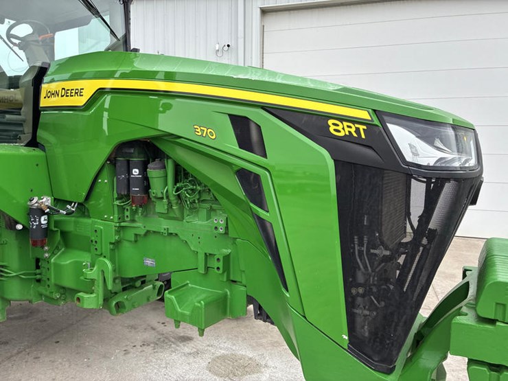 john-deere-8rt-370-image-17