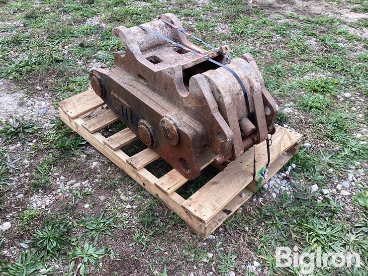 komatsu-pc200-image-5