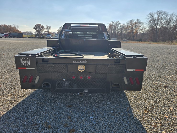 chevrolet-silverado-3500-image-20
