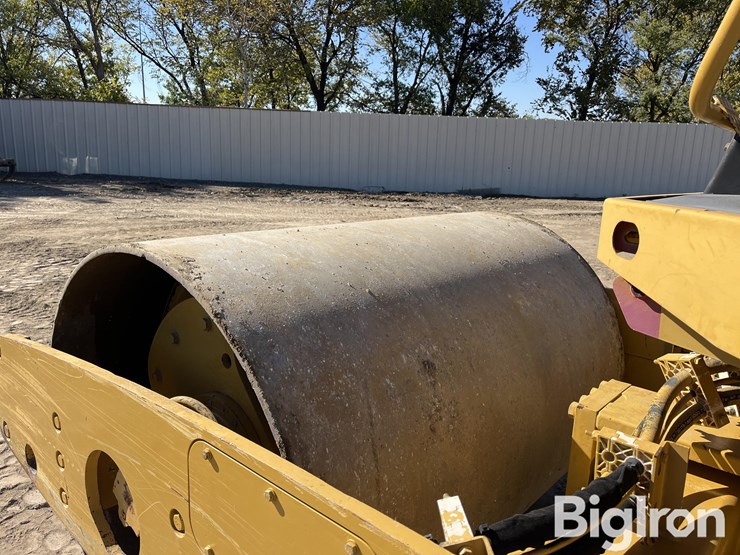 caterpillar-cs-423e-image-17