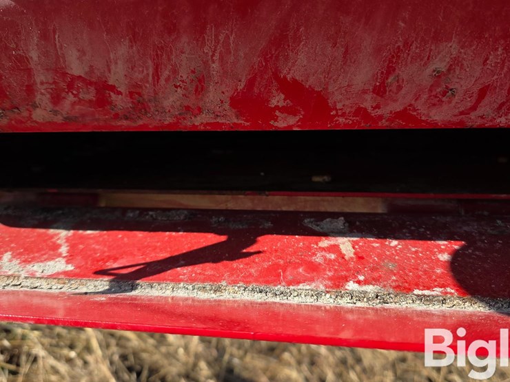 westfield-mkk-100-63-grain-auger-w/swing-hopper-image-14