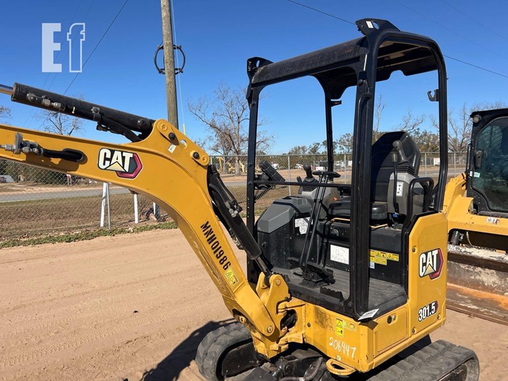 2022-caterpillar-301.5-image-18