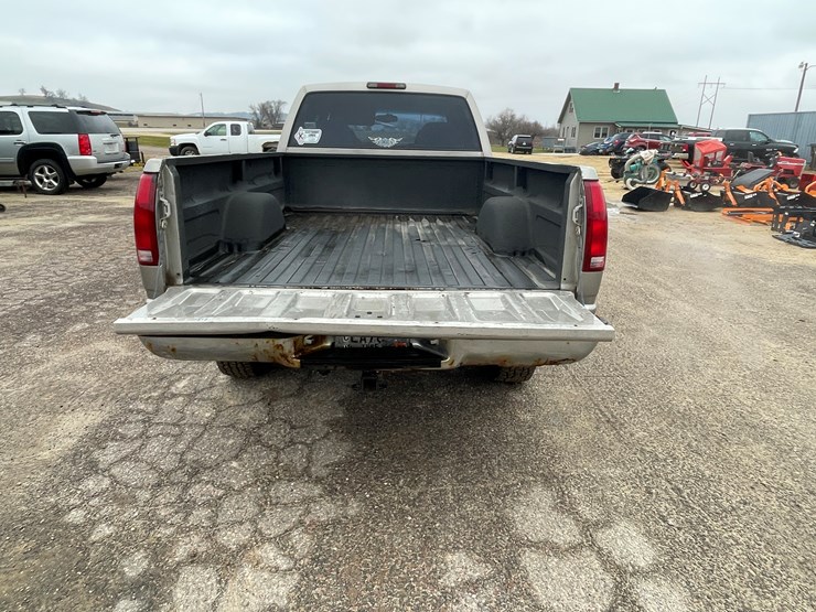 chevrolet-3500-image-6