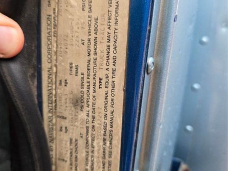 international-9400-image-44