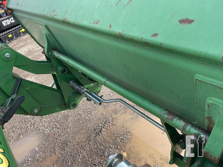 2013-john-deere-6150r-image-7